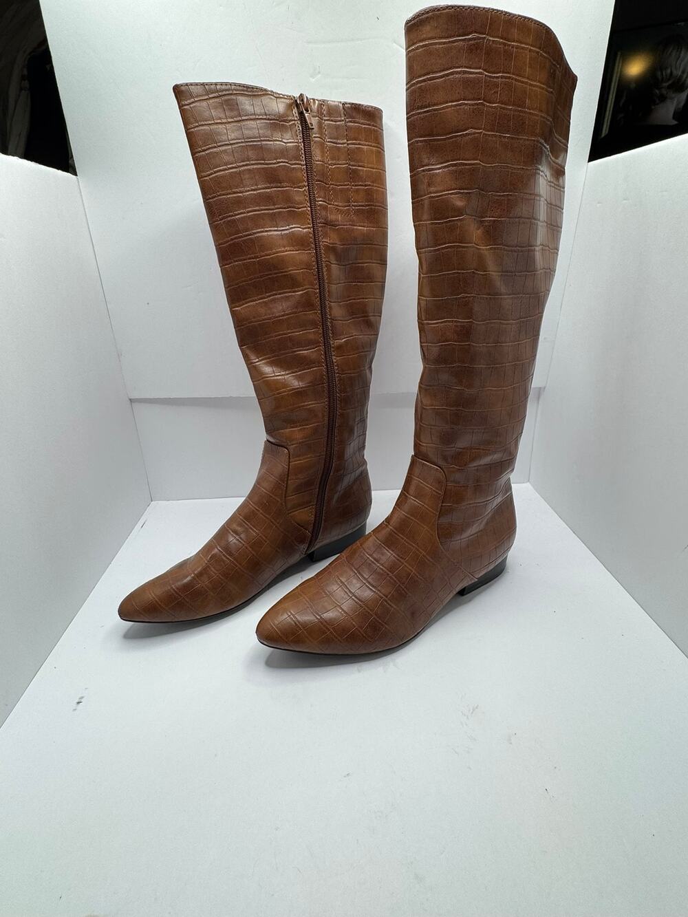 Knee High Boots New Directions Jasey Brown Crocodile 8M